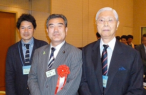 (写真=親睦と交流を深めました)