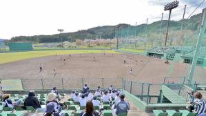 滝沢総合公園野球場での競技風景