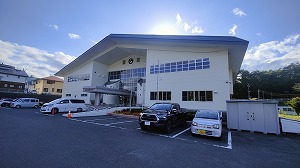 滝沢東部体育館外観2