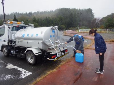 給水車の様子