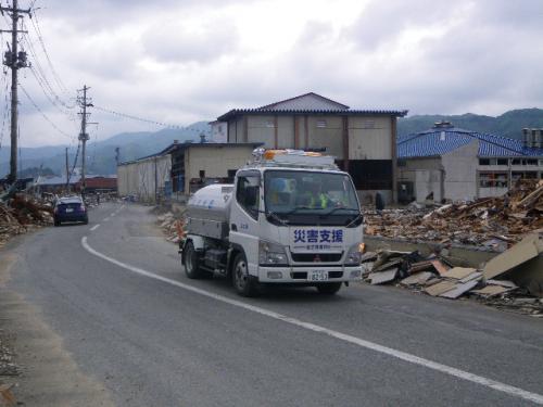 滝沢村による大船渡市応援給水1