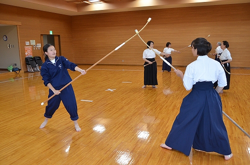 チャレンジデーで行われたナギナタの様子