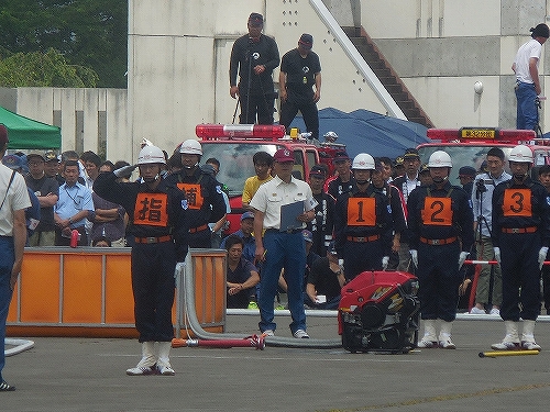 平成28年岩手県消防協会岩手地区支部消防操法競技会の様子02