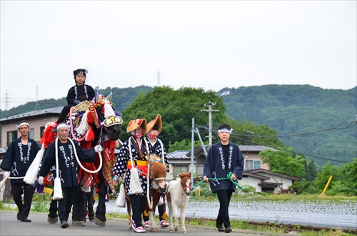 コロナでチャグチャグ馬コ行進行事中止も、馬主有志が鬼越蒼前神社にお参り6