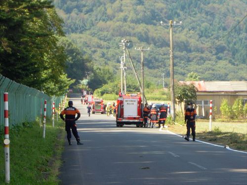 「いわて純情米県北広域集出荷センター結」で行われた火災防御訓練の様子