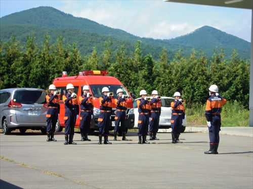 「いわて純情米県北広域集出荷センター結」で行われた火災防御訓練の様子