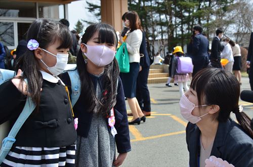 滝沢小学校入学式の様子