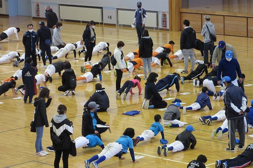 滝沢市スポーツ少年団結団式の様子