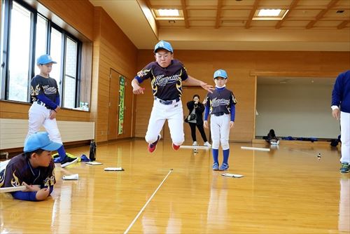 市スポーツ少年団結団式の様子