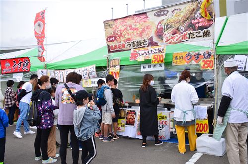 飲食コーナーの様子2