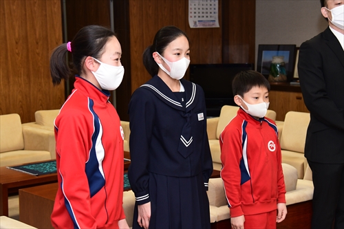 田子由璃菜さん、田子紗璃亜さん、小堀栄人さん