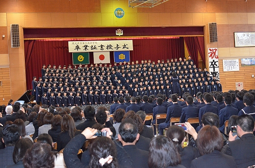 滝沢南中学校の卒業式の様子1