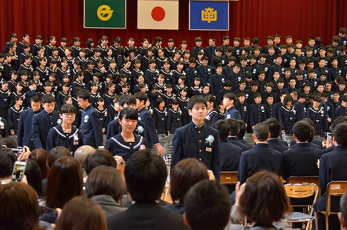 滝沢南中学校の卒業式の様子2