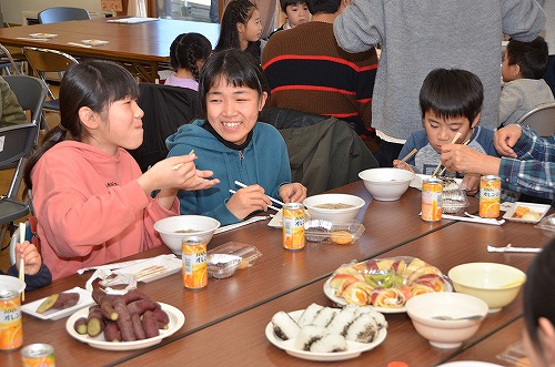 収穫祭の様子