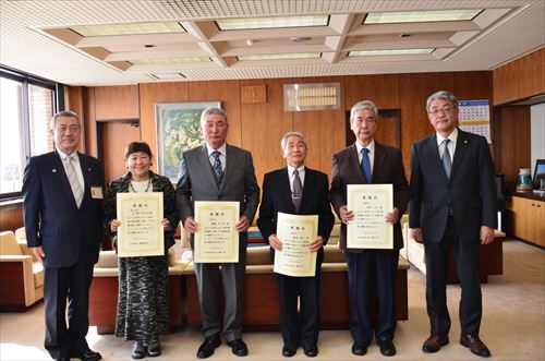 岩手県統計功労者への感謝状伝達式1