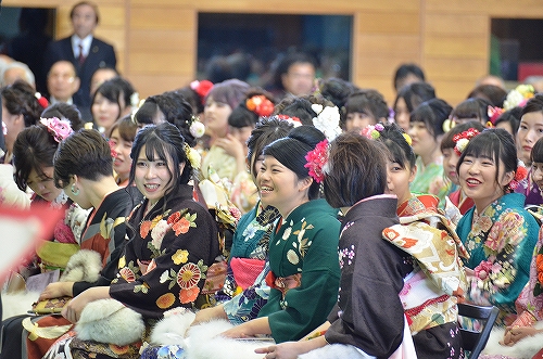 滝沢市新成人のつどいの様子4