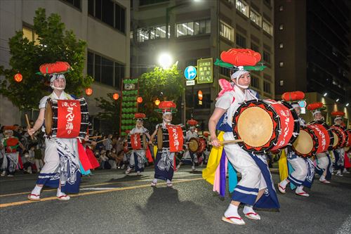 第45回盛岡さんさ踊りのパレードの様子