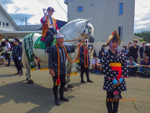 チャグチャグ馬コの様子